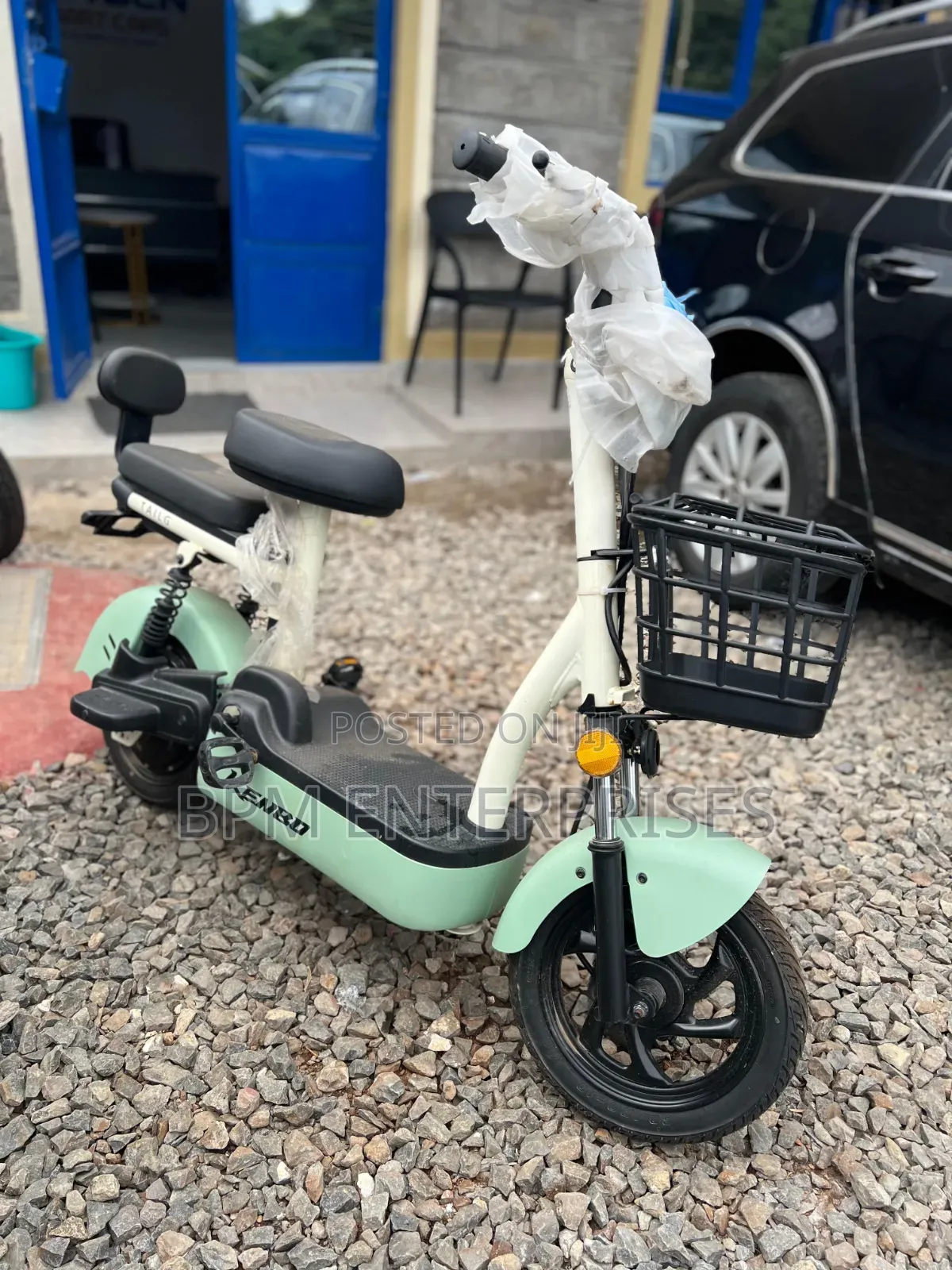 Mini Electric Scooter + Free Bt Speakers