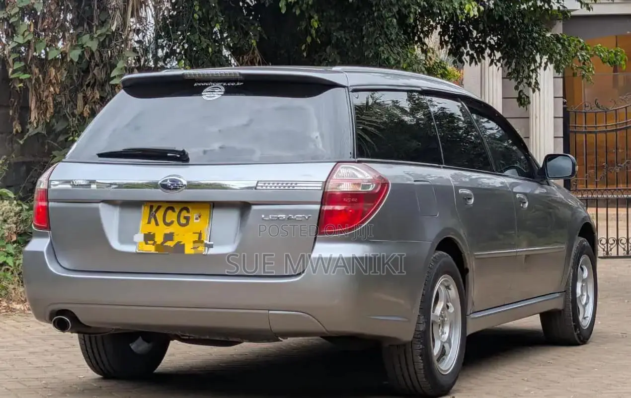 Subaru Legacy 2009 Silver