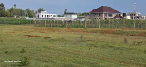 Full 1⁄4 Plot for Sale in Racecours Eldoret Behind Racecours School