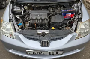 Honda Fit Aria 2006 Silver