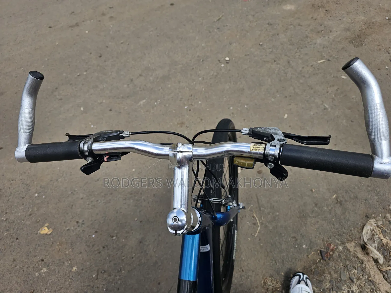 Giant Gravier Hybrid Bike