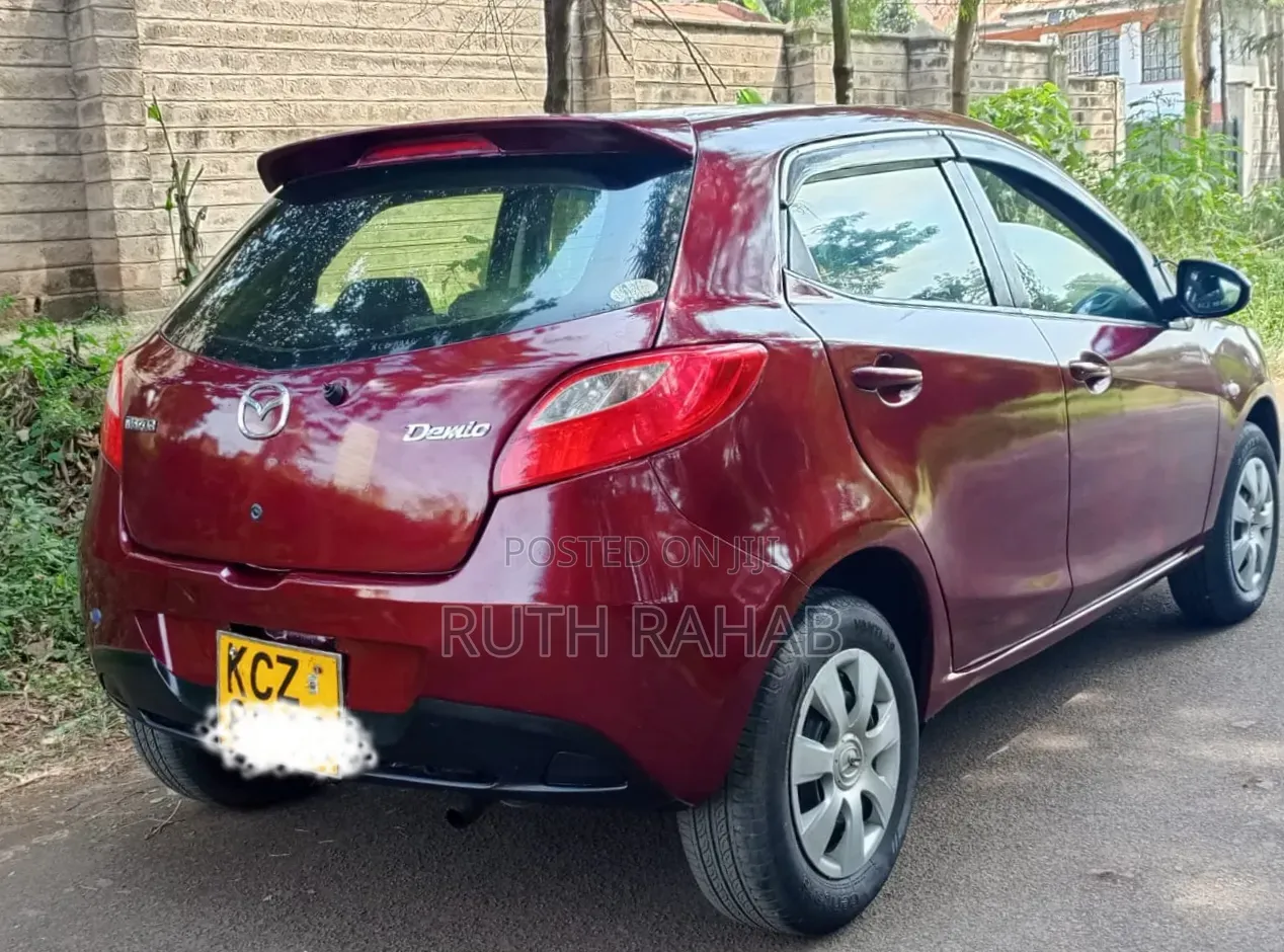 Mazda Demio 2010 Maroon