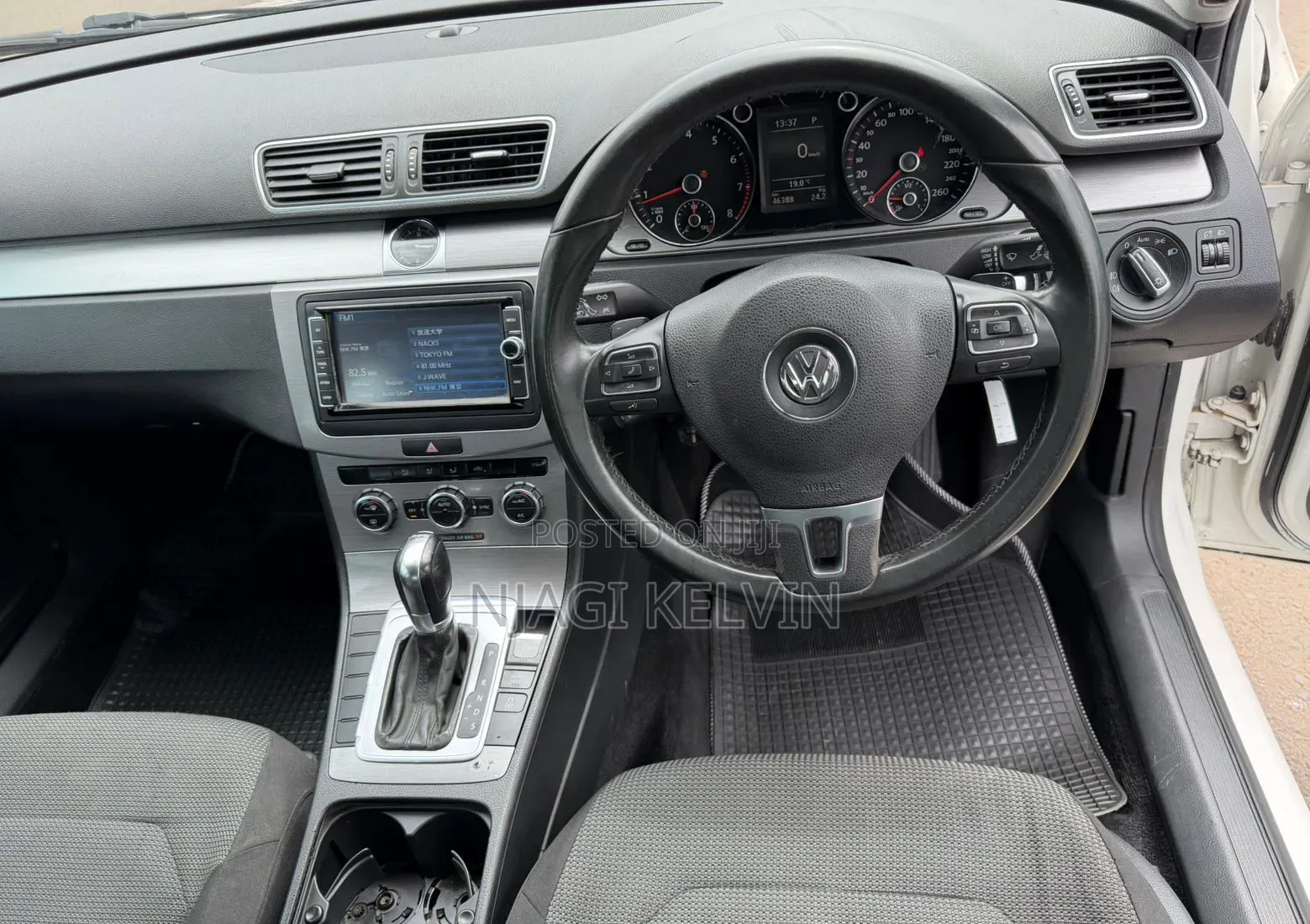 Volkswagen Passat 2013 White