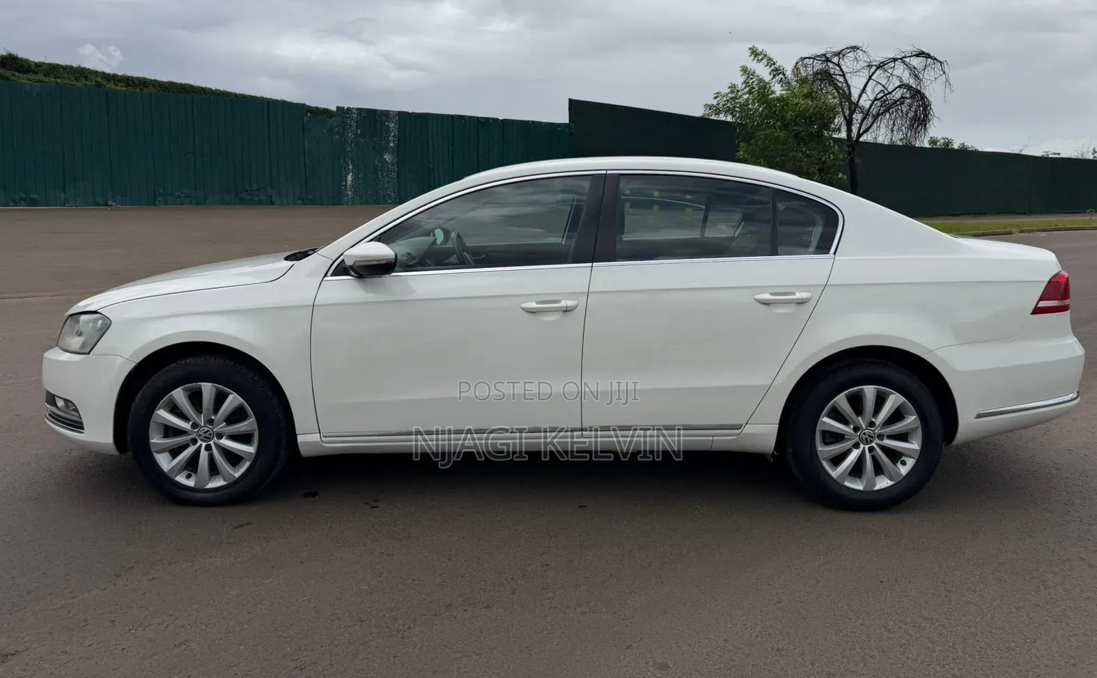 Volkswagen Passat 2013 White