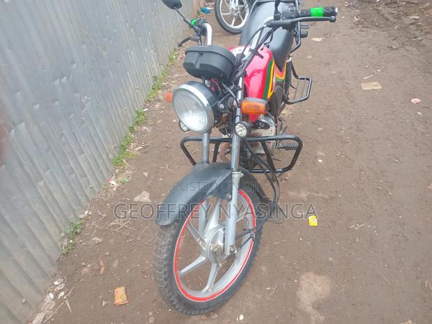 Honda CB 2021 Red - thumbnail 3