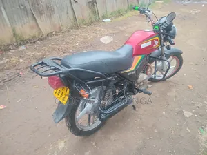 Honda CB 2021 Red