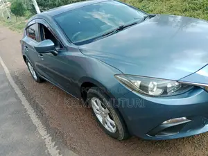 Mazda Axela SV Premium 2014 Blue