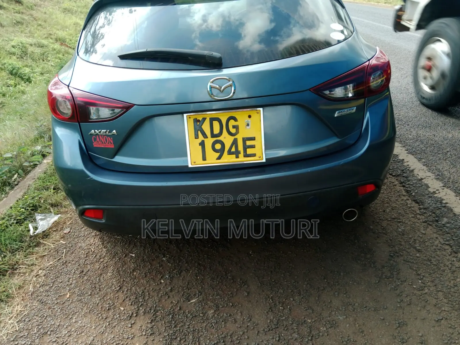 Mazda Axela SV Premium 2014 Blue