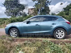 Mazda Axela SV Premium 2014 Blue