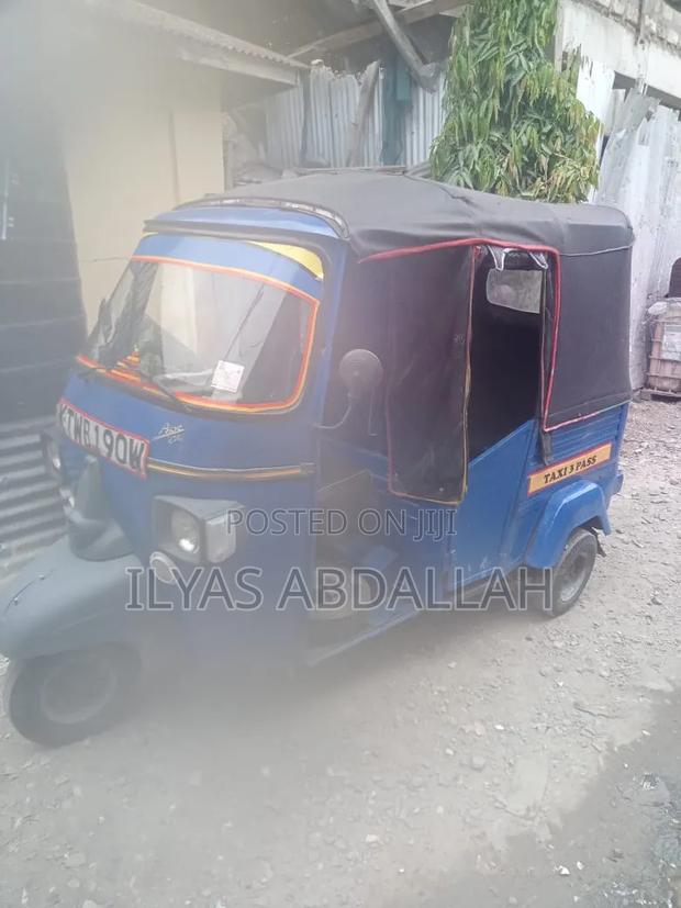 Piaggio 2020 Blue - thumbnail 3