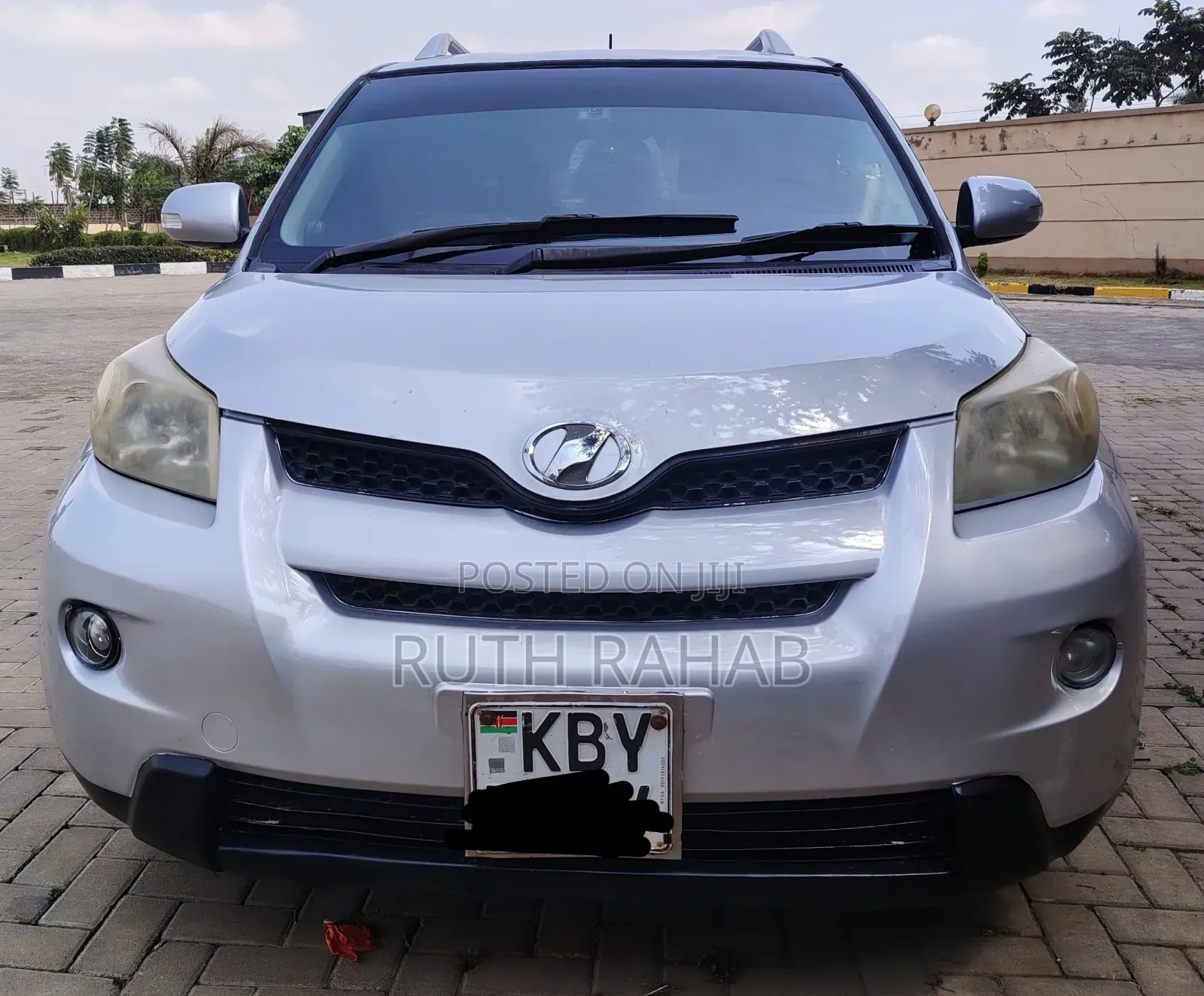Toyota IST 2009 Silver