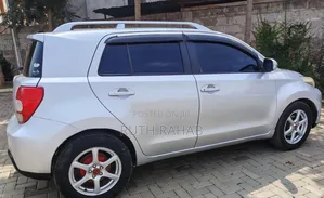 Toyota IST 2009 Silver