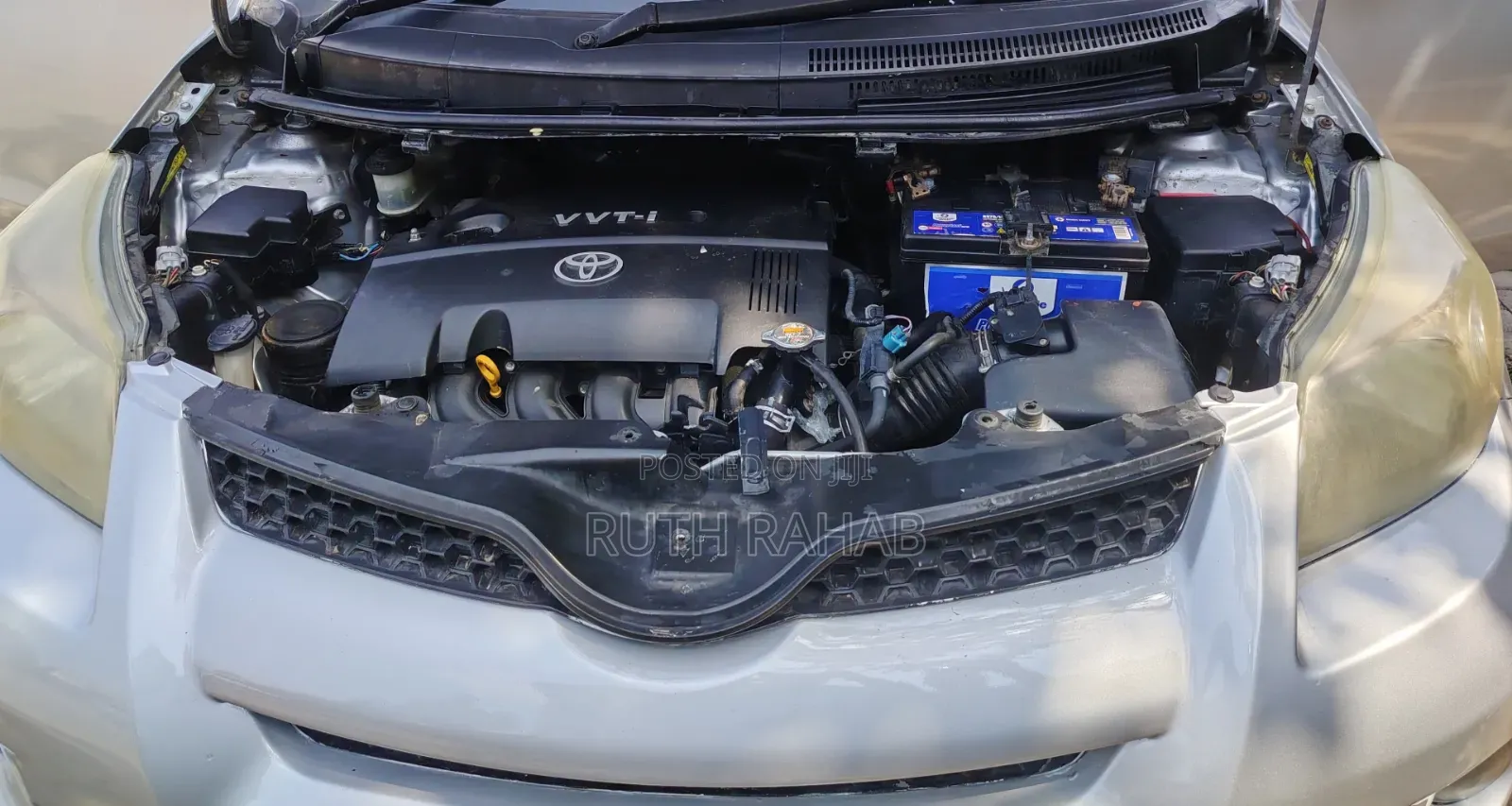 Toyota IST 2009 Silver