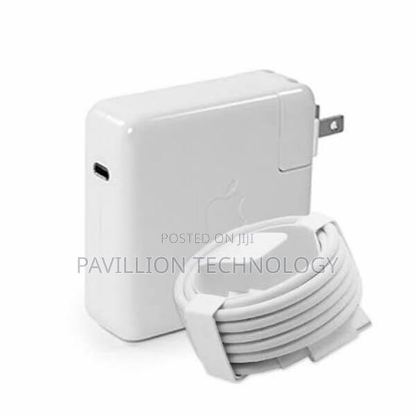 A1708 Charger 61 Watts - thumbnail 4