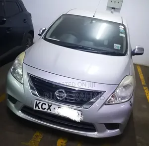 Nissan Latio 1.2 2013 Silver