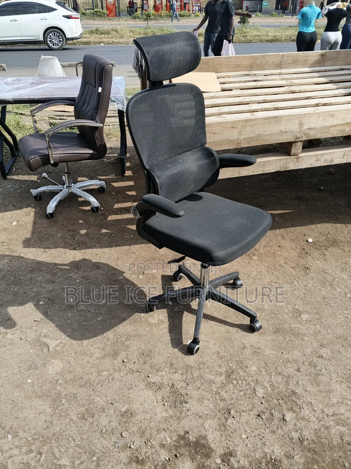 Adjustable Swivel Chair