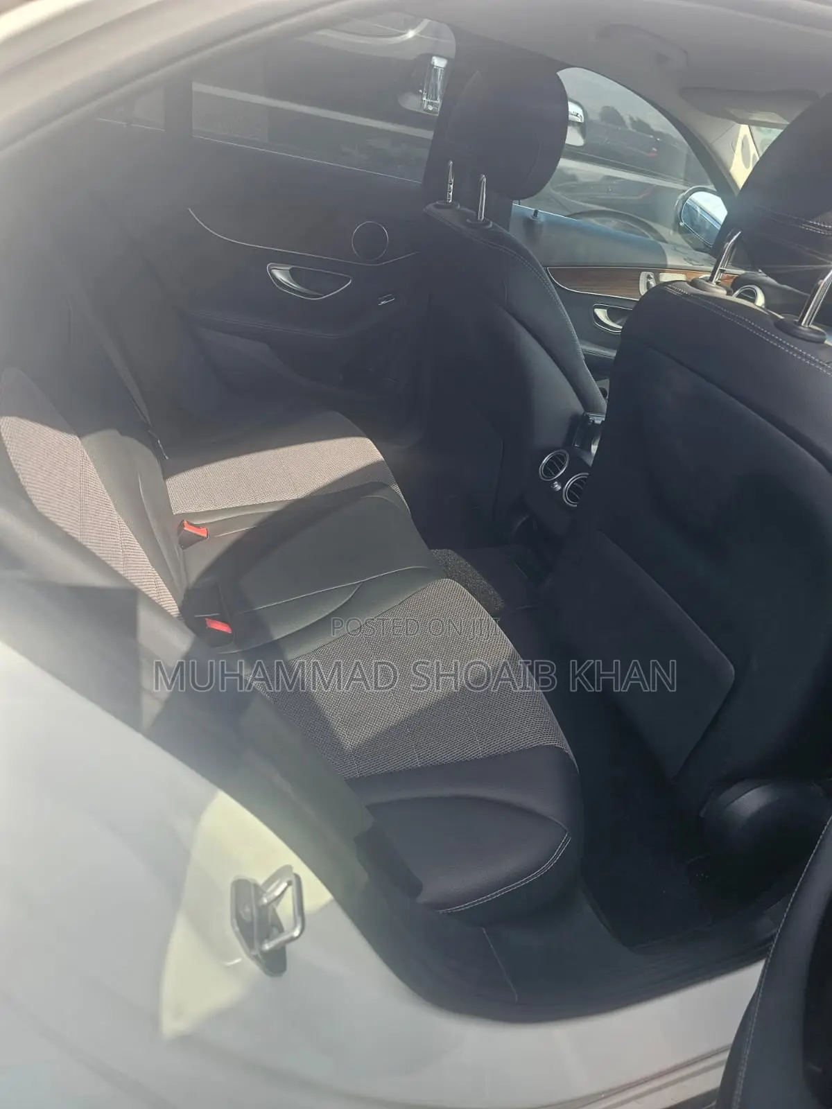 Mercedes-Benz C220 2019 Pearl