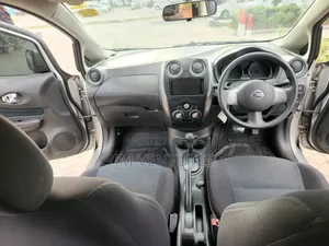 Nissan Note 2017 Silver