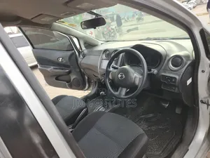Nissan Note 2017 Silver