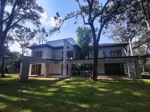 5bdrm Mansion in Hardy for sale