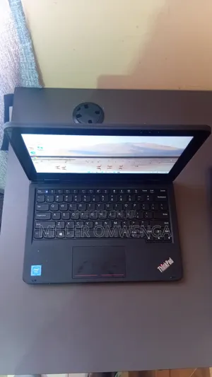 Laptop Lenovo Yoga 11e 4GB Intel Celeron SSD 128GB