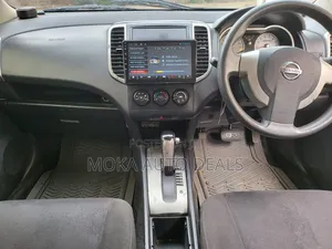Nissan Wingroad 2010 White