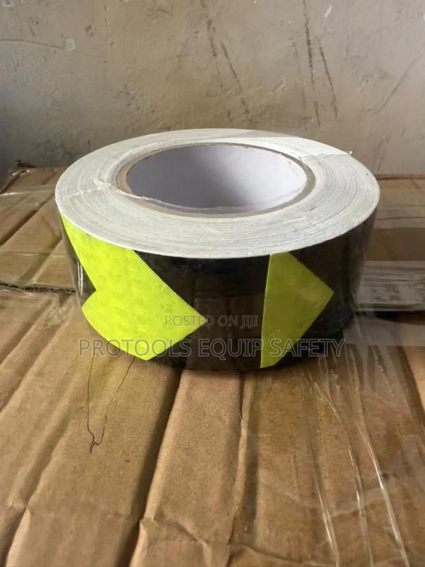 High-visibility Green & Black Reflective Hazard Tape