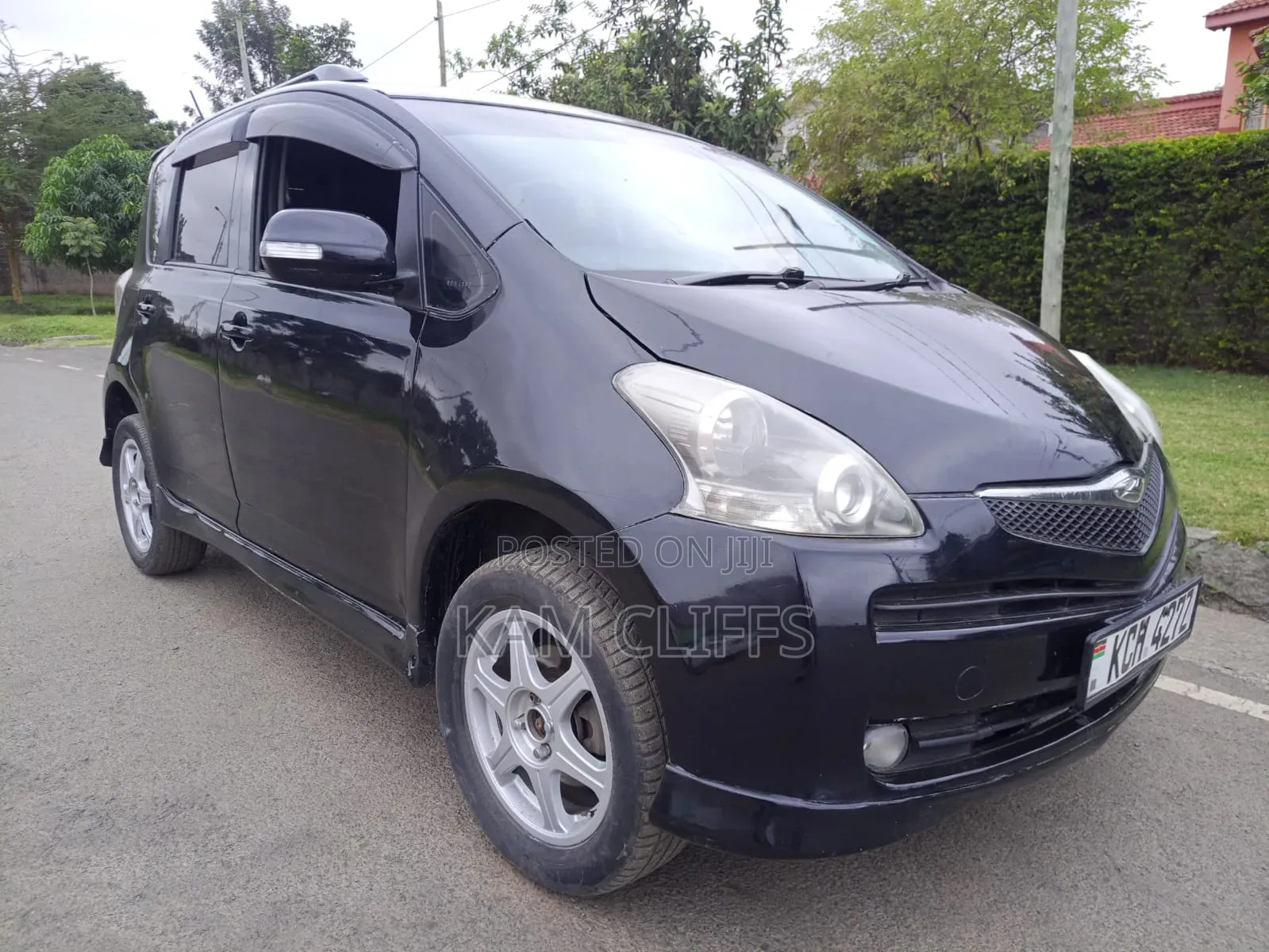 Toyota Ractis 2009 Black