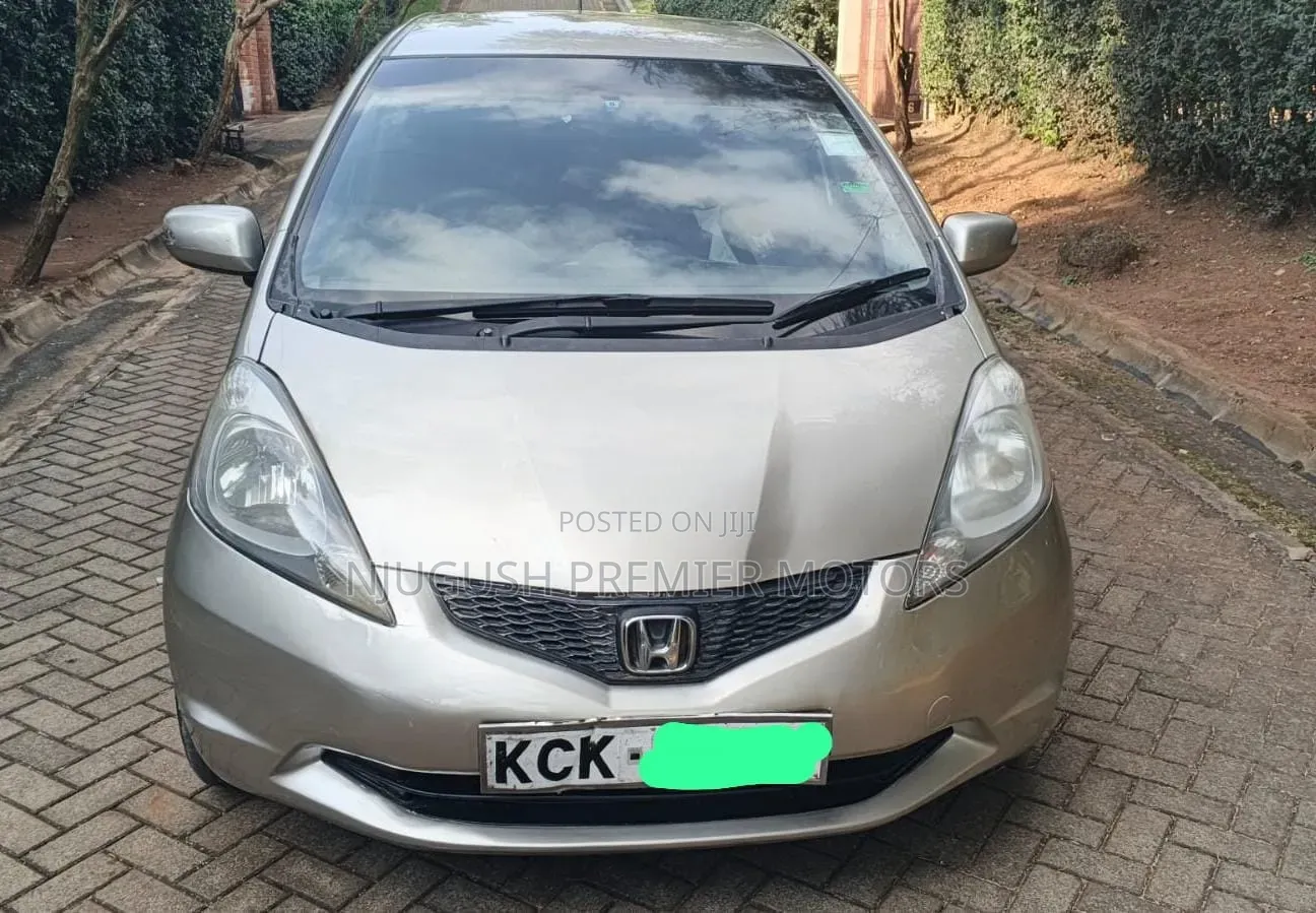 Honda Fit 2010 Gold