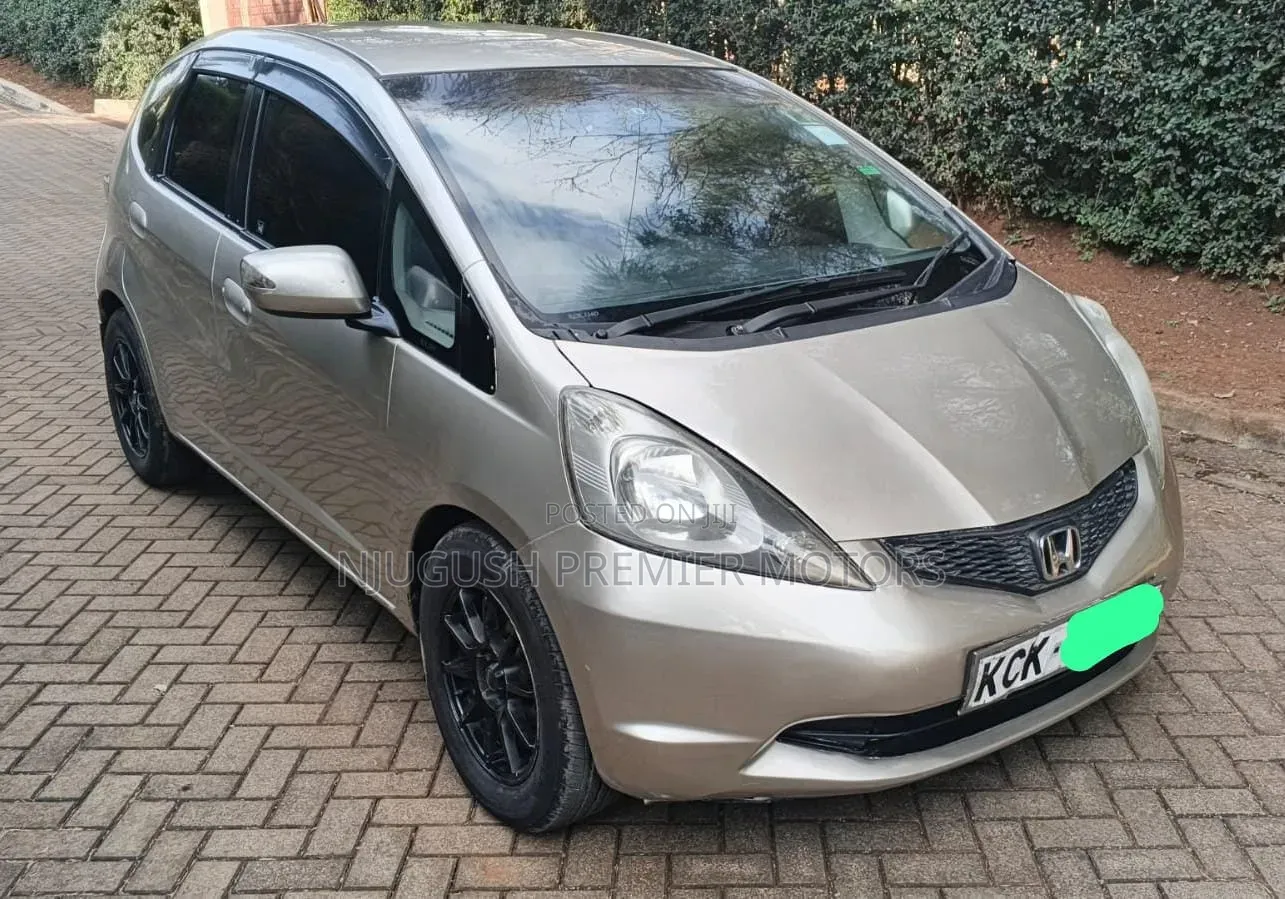 Honda Fit 2010 Gold