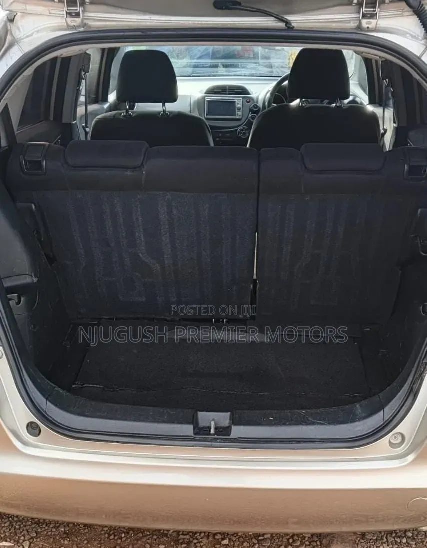 Honda Fit 2010 Gold