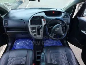 Toyota Ractis 2010 Black