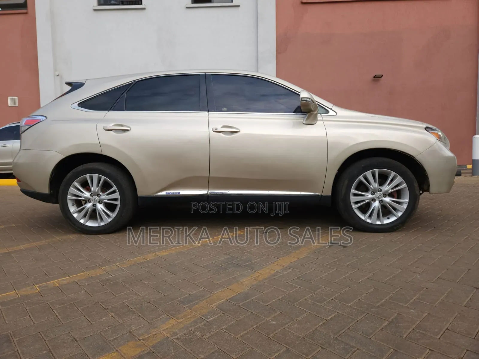 Lexus RX 2011 Gold