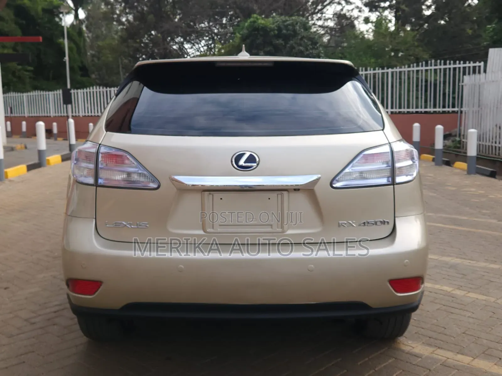 Lexus RX 2011 Gold