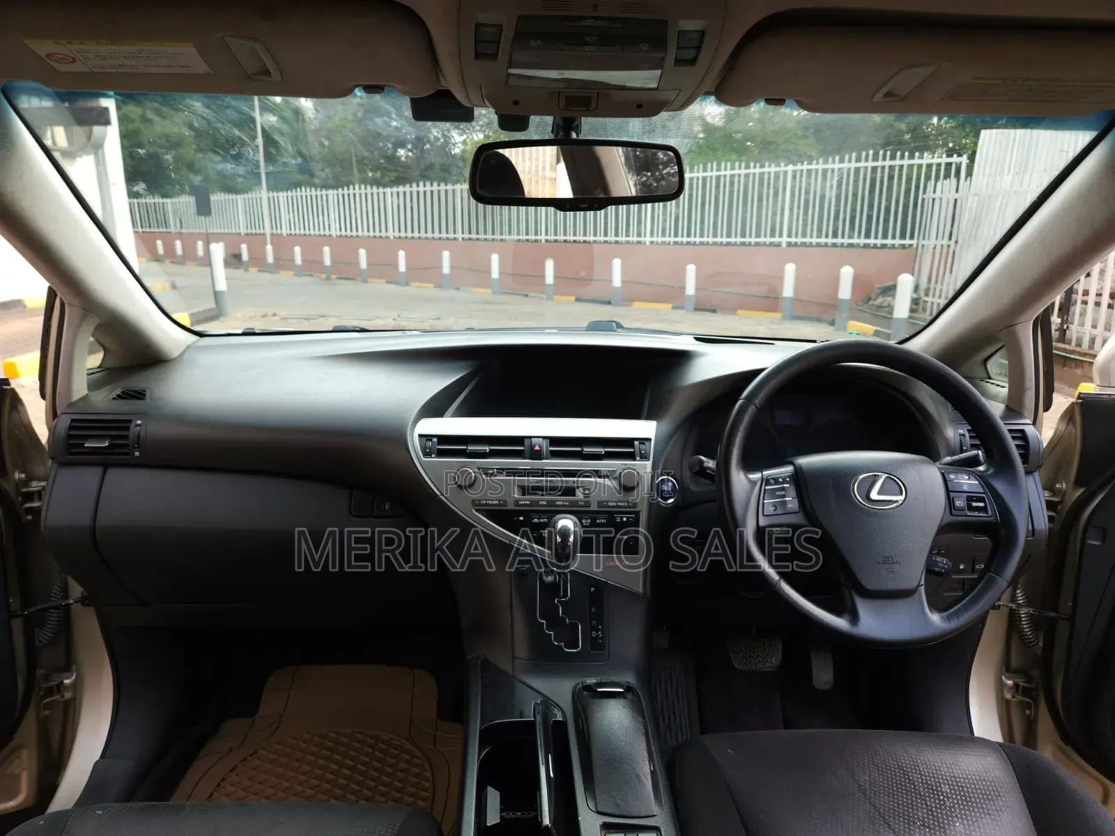 Lexus RX 2011 Gold