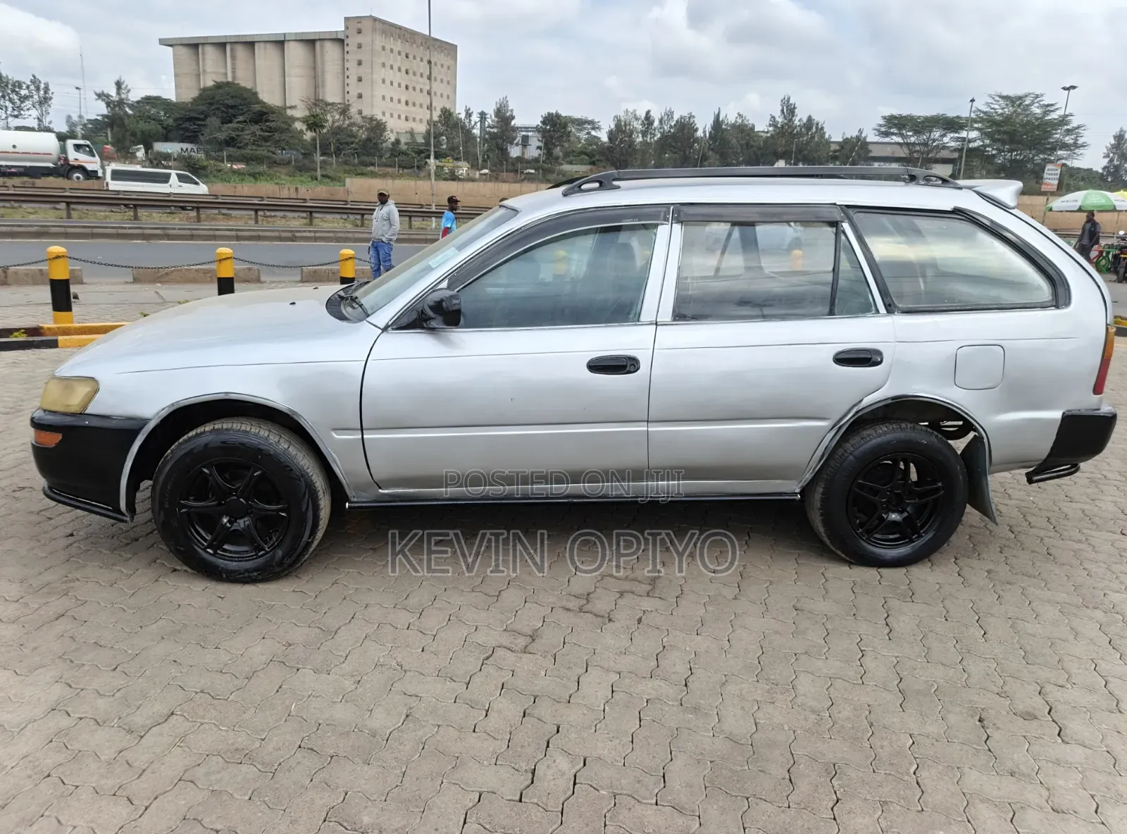 Toyota Corolla Fielder 2001 Silver