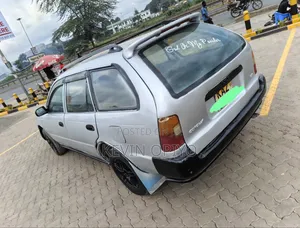 Toyota Corolla Fielder 2001 Silver