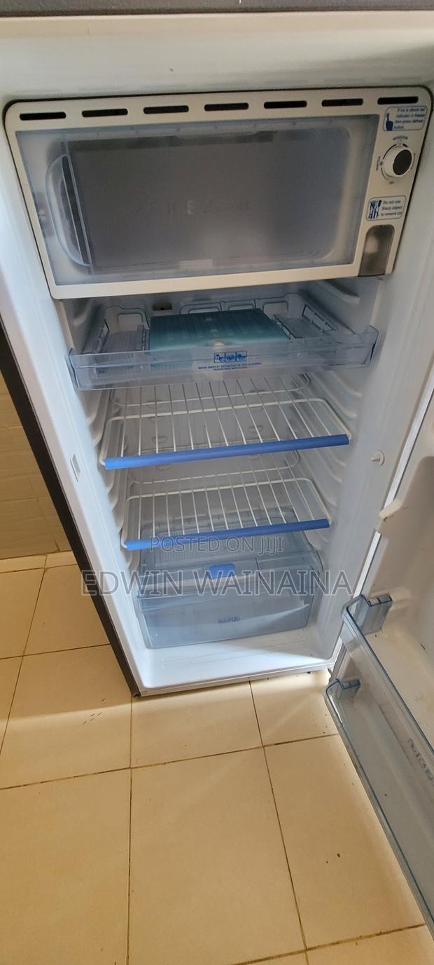 Refrigerator - thumbnail 4