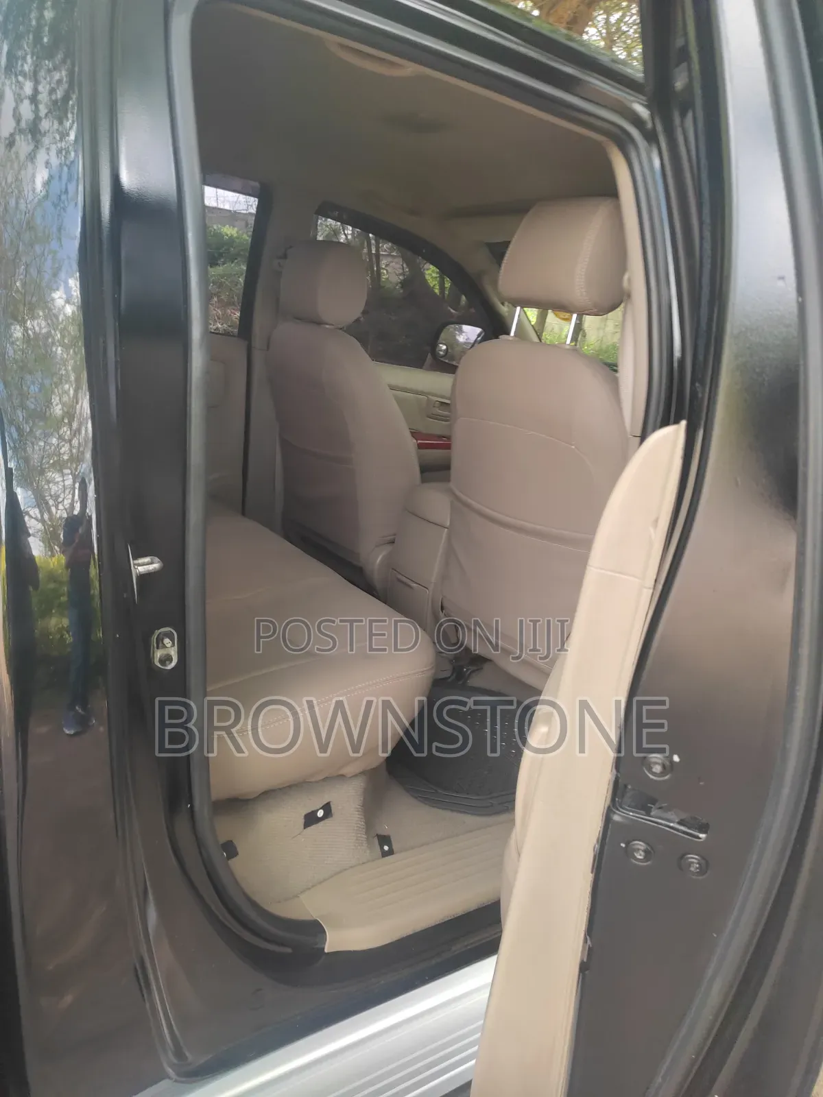 Toyota Hilux 2011 Black