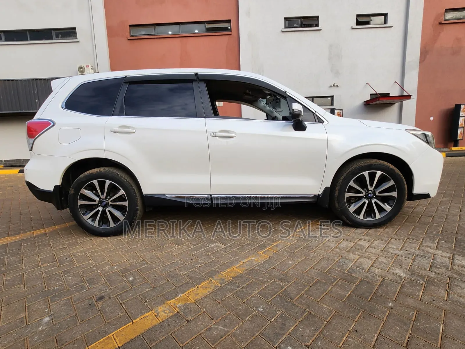 Subaru Forester 2016 White