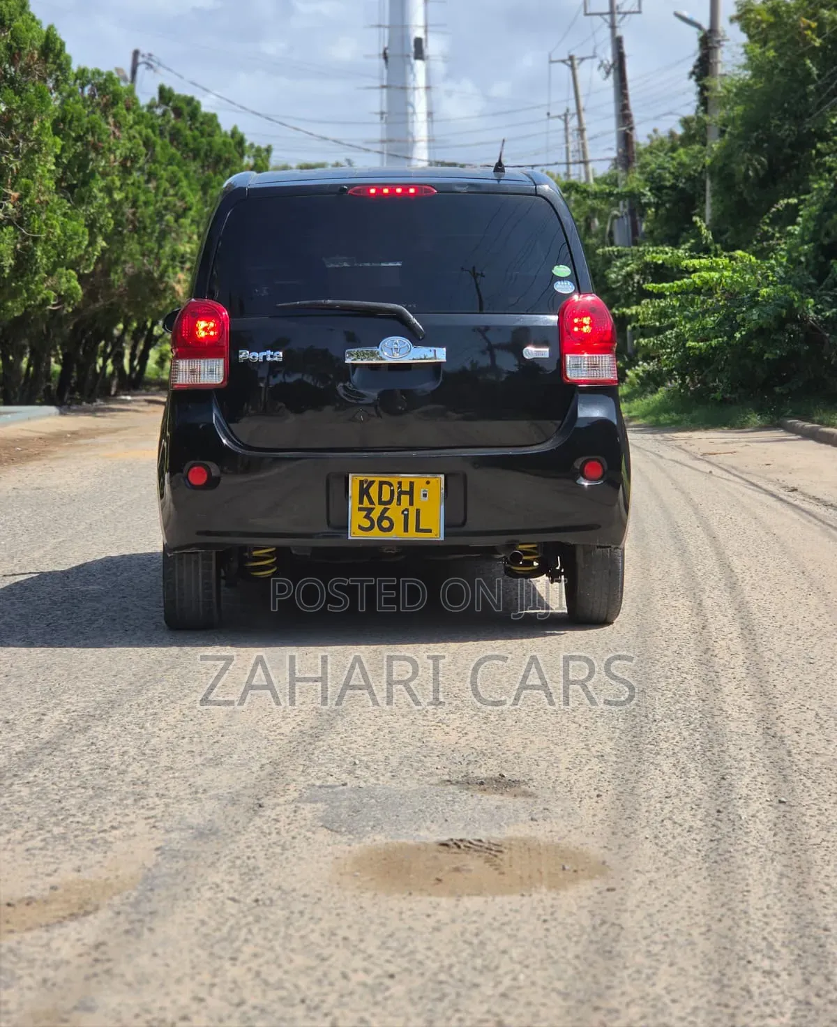Toyota Porte 2014 Black