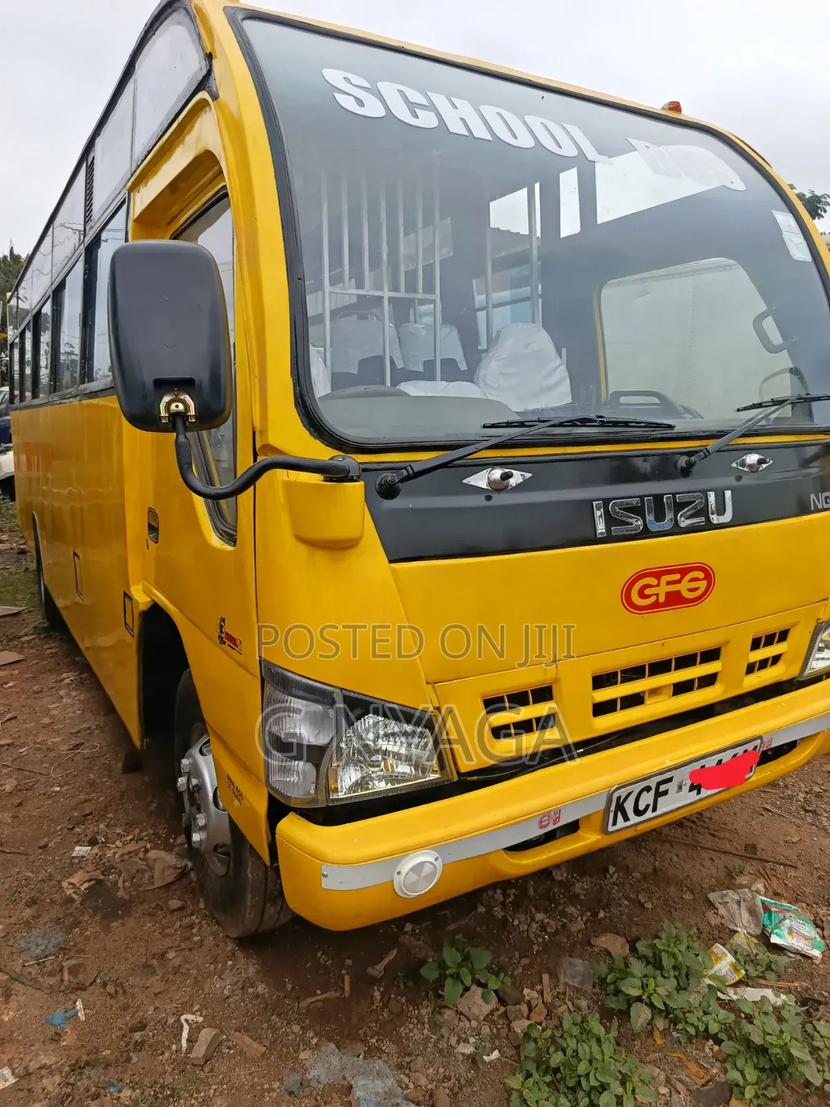 Isuzu NQR 2015 Yellow