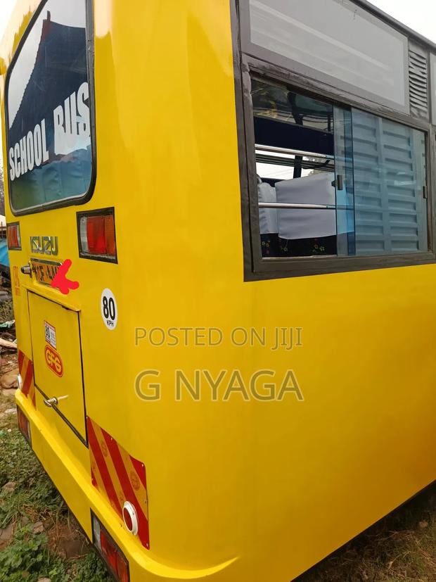 Isuzu NQR 2015 Yellow - thumbnail 7
