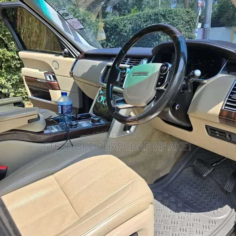 Land Rover Range Rover Vogue 2014 Black
