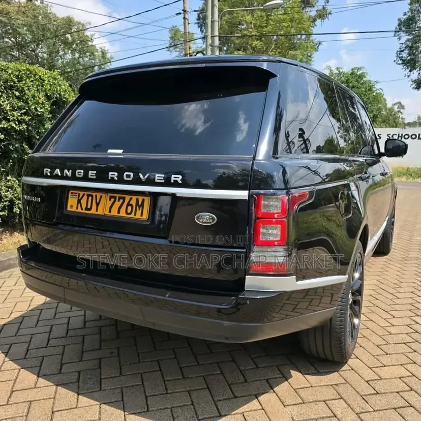 Land Rover Range Rover Vogue 2014 Black
