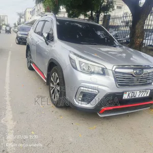 Subaru Forester 2018 Silver