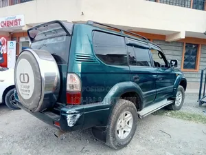 Toyota Land Cruiser Prado 2005 Blue