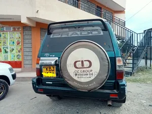 Toyota Land Cruiser Prado 2005 Blue