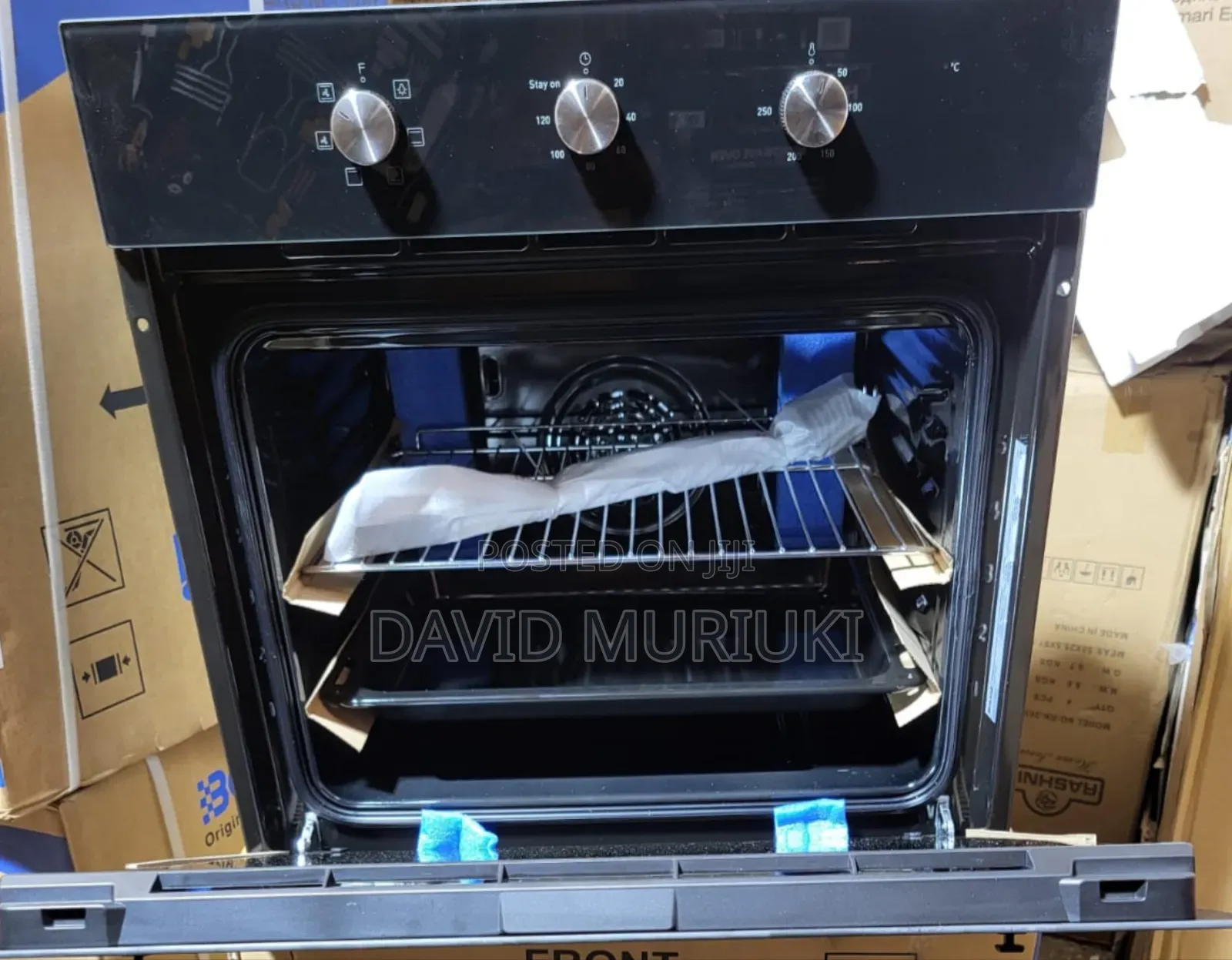 Bolesi 65 Litres Oven Uses Knobs to Control,With Fan.