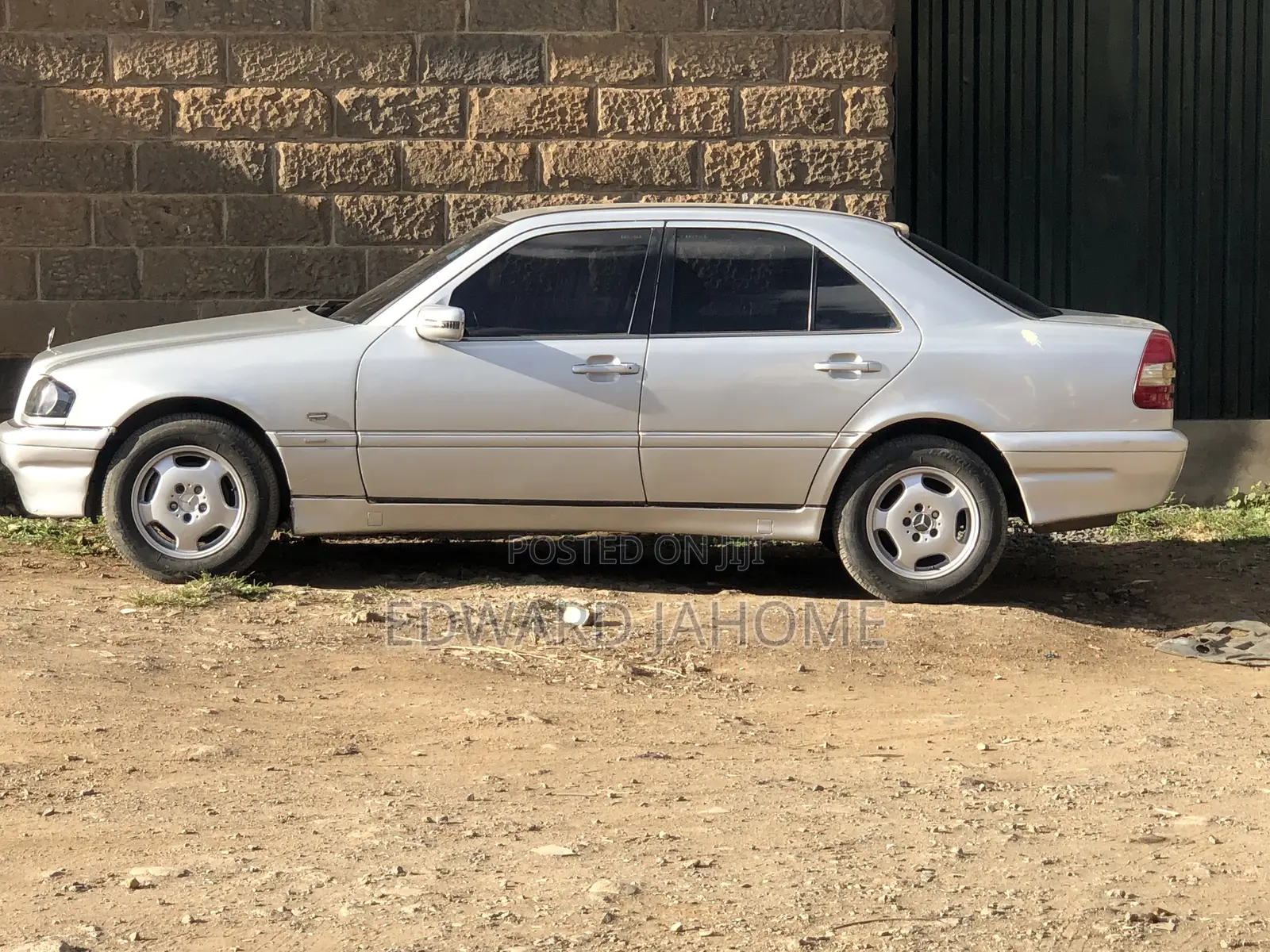 Mercedes-Benz C200 2000 Silver